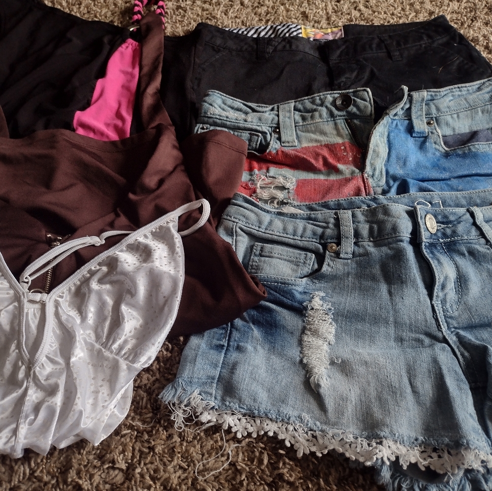 Shorts and tank top bundle